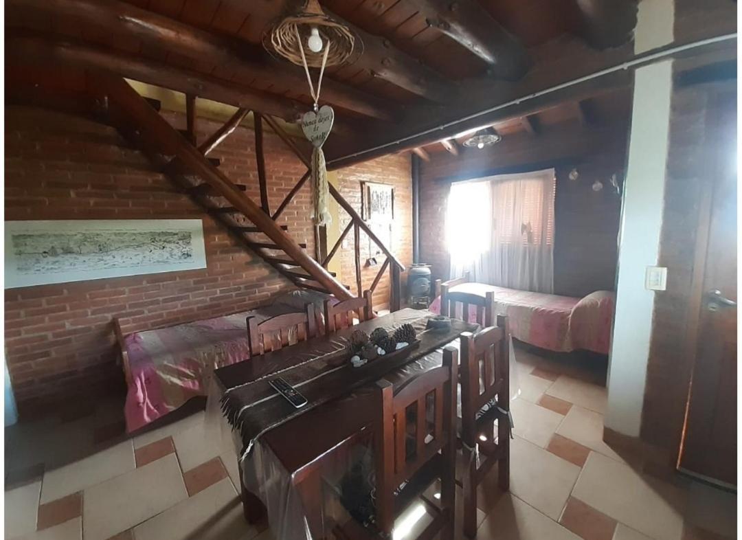 Cabanas Thijada Mina Clavero Rum bild